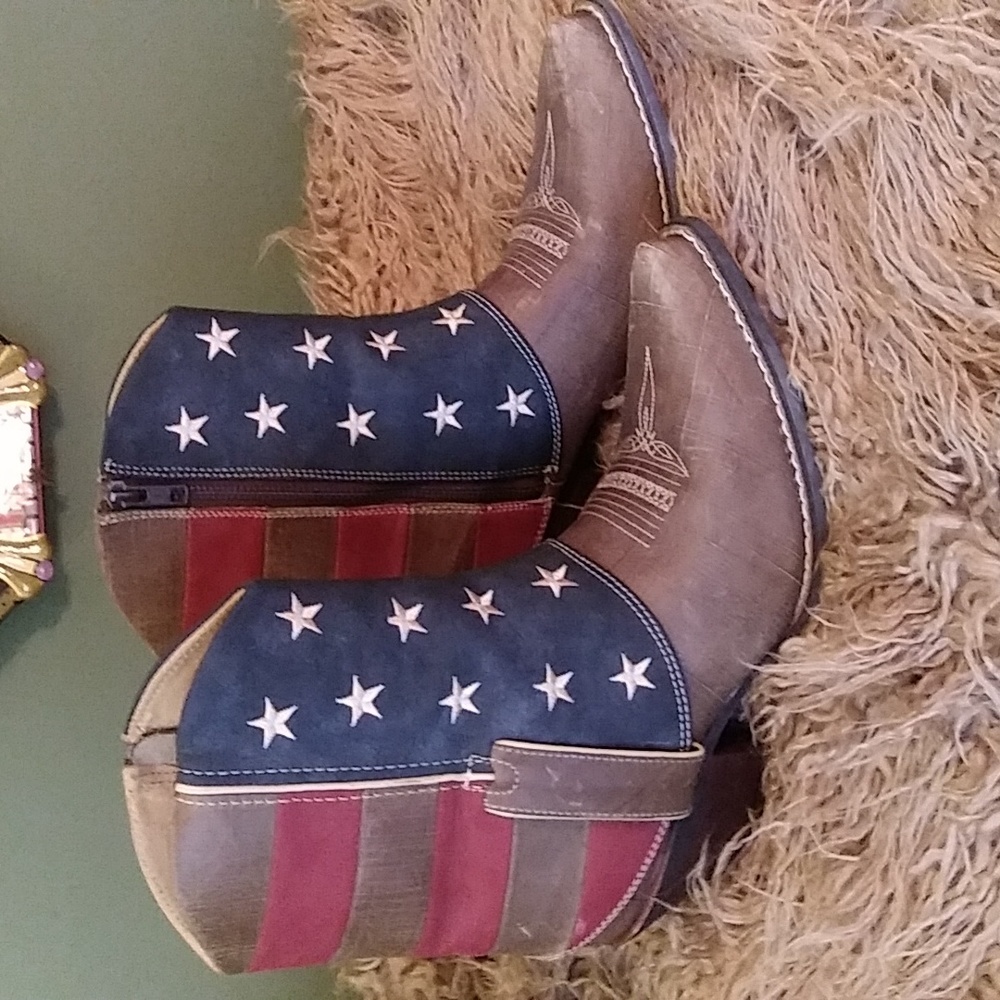 Ladies Womans Durango Snip Toe Cowboy Boots, Side Zipper, Size 8 Medium